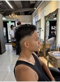 極道パーマ　スパイラルパーマ　フェードカット　海老名パーマ