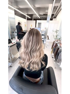 ラヴェ(LAWE.) ブリーチ/ハイライト/バレイヤージュ