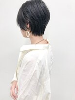 アカンサス バイ ミリー 高槻店(acanthus by milly)&nbsp;大人ヘアショートスタイル×ダークカラー　中山