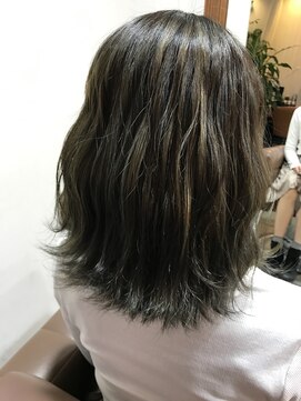 プース ヘアー(Pousse hair) ブルー×グレー ハイライトMIX