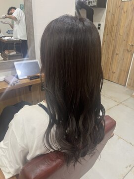 ノーム 横浜(NORM) カーキベージュ