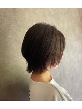 オーガニック ヘアサロン クスクス(organic hair salon kusu kusu) くすみ×ウルフ