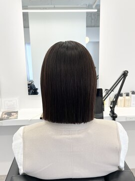 イレス 札幌駅南店(IRESU) ドレスへア/ショコラアッシュ/縮毛矯正・ストレート
