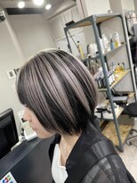 アジールヘア 所沢プロペ通り店(agir hair)&nbsp;逆インナーカラーアンブレラカラーシルバーオンブラック所沢