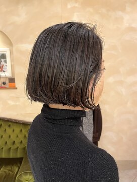 ビュートリアム265(BEAUTRIUM 265) 黒髪ボブ ぱっつんボブ ぱつっと ニュアンスボブ 地毛風アッシュ