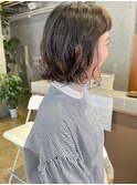 オン眉×ボブパーマ
