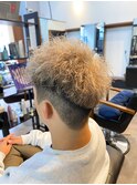 【IRIE HAIR赤坂】アップバングショート×ブリーチカラー