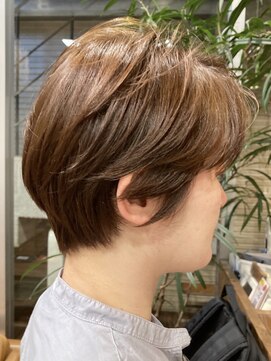 シルフィ(sylph) ショートヘア×ベージュカラー