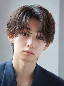 オーシャントーキョー サニー 原宿(OCEAN TOKYO Sunny) フェザーセンターパート