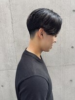 レジュアル(RESSUAL)&nbsp;かき上げヘア　ニュアンスマッシュ　サイドパート　ビジネス