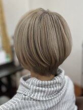 ヨシトモ(YOSHITOMO)