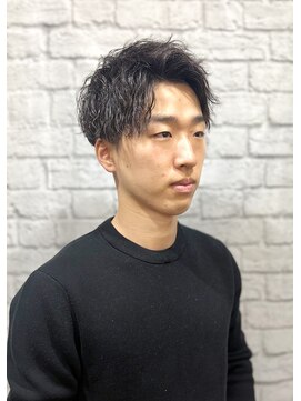 グレイスフル バーバープラチナム 六本木店(Graceful Barber platinum) ツーブロパーマ