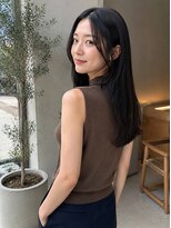 ラナ(LaNA)&nbsp;耳かけと顔まわりで魅せる艶ロング