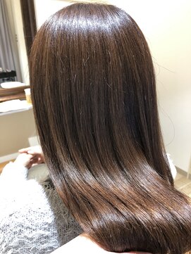 トゥーリ 筑紫野店(tuuli) tuuli筑紫野店 艶髪 グロスカラー / 八谷昌直