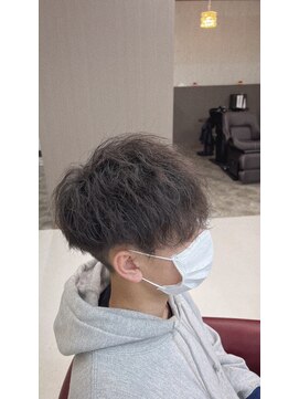 クロス(CROSS) ツイストパーマ