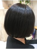 大人女性の柔らかボブ