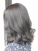 ナゴミノヒトトキ(NAGOMI NO HiTOTOKi)&nbsp;くびれミディアムレイヤー