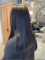 アイル ヘア(AiRU hair) パッツンロングヘア