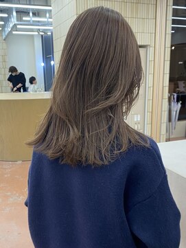 パークレーン アイス イヴェン(park lane ICI yeven) ブリーチなしダブルカラー明るめブラウンベージ20代30代40代ボブ