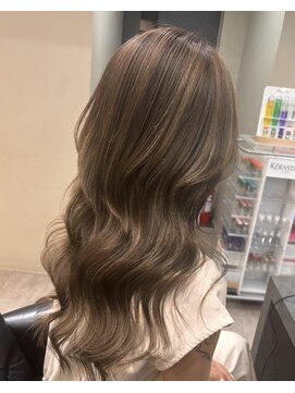 ラピス 横浜(Lapis) ブラウンカラーレイヤーカット