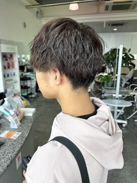 タブー(TABOO) あき/マッシュベースの波巻きパーマ