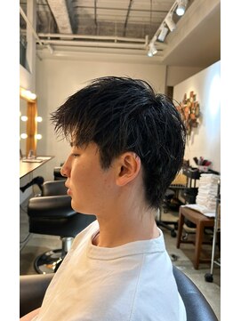 ビハインドザカーテン(BEHIND THE CURTAIN) 【セットが簡単】スパイキーショート