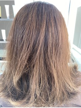 最近髪のパサつきが…そんなあなたの悩みに寄り添います♪しっかりカウンセリングで髪質改善を叶えます◎