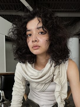 ナヌーク シブヤ(nanuk shibuya) スパイラルパーマ/くるくるパーマ