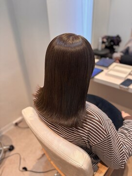 シーク 大森(Seek) 柔らかナチュラルベージュ×外ハネスタイル☆