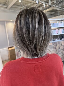 レイヤーボブ/バレイヤージュ/デザインカラー