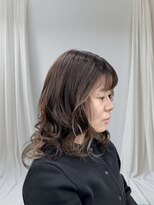 スリム(SLIM) ダークトーンで白髪も