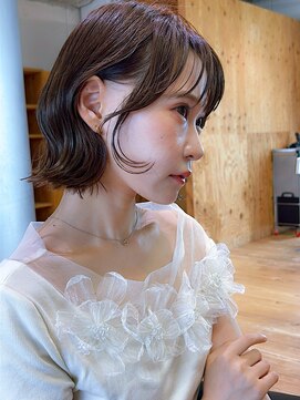 シア(sia) 耳かけボブくびれボブ韓国ボブレイヤーボブタッセルボブ心斎橋