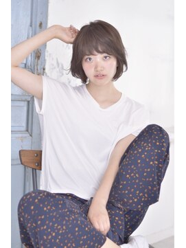 ボコカ(bococa) 凛とした強さも秘めた辛口ショートボブ