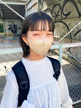 トゥコ(tuco) ボブ　切りっぱなし　ワイドバング