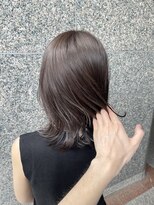 アンビエンテ(ambiente)&nbsp;グレージュ　伸ばしかけヘア【坂根】