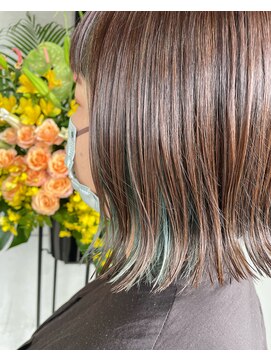 ミルバイアンフィニー(MIL by INFINI) イヤリングカラーエメラルドグリーン