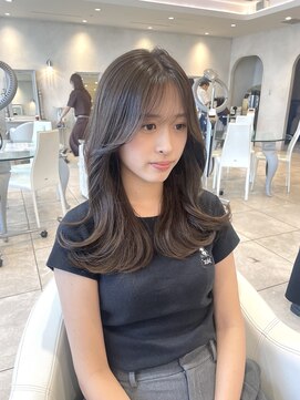 ザックラフィネ(ZACC raffine) グレーベージュ¥.レイヤーロング/小顔ヘアスタイル