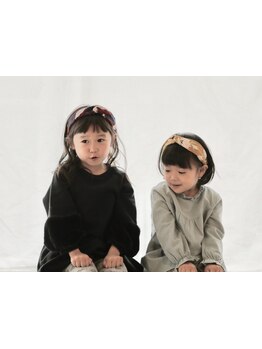 お子様にも楽しんで過ごして頂けるように店内には視認性の高い専用スペースを完備しました