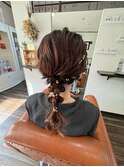 大人可愛いポニーテール編み込み×玉ねぎアレンジ