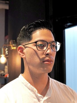 ゴートバーバー(GOAT BARBER) ローフェードサイドパート