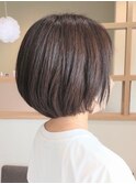 丸みショートボブ×ナチュラルカラー
