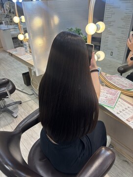 キーン 渋沢(KEEN.) サラツヤ縮毛矯正