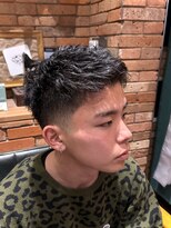 フォーコーナーズ(Four Corners) スパイキーフェザー/スパイキーショート／テーパーフェード