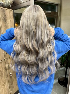 アミリー ひたち野うしく店(Amily) ハイライトバレイヤージュダブルカラーケアブリーチ20代30代