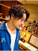 センターパート×ツイストサーフカール