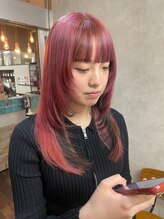 デザインカラーやブリーチカラー　ハイトーンカラーが得意