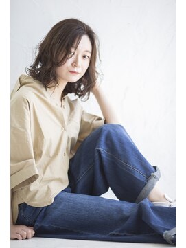 フィッツ(Fits) ”やわらかほつれカール”ヌーディーAラインウェーブボブ