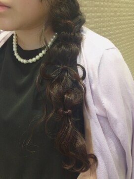 オリーブスバイネオリーブ(Olive's by neolive) 【新宿 neolive】ルーズサイドポニー