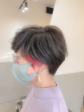 ロンド(ROND) ●大人かわいい耳掛けインナーピンク小顔ひし形ショートボブ