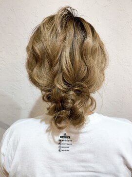 セットサロン ラビッシュポー(Setsalon RabichePow) アップスタイル